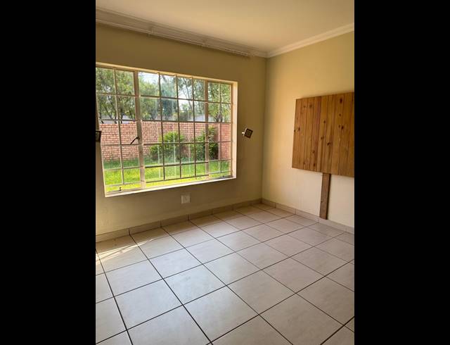 2 BEDROOM SECTIONAL TITLE FOR SALE IN EQUESTRIA